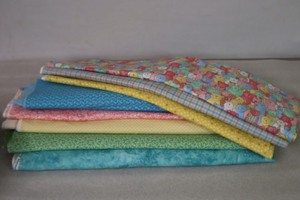 lot 433 image: Bulk Quality Quilting FabricMilleFleur by Claire Murray and Sprague House for Quilting Treasures By Cranston, Shadowplay and Dots by Maywood Studio for EESCO