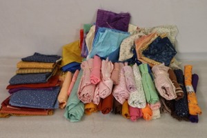 lot 442 image: Bulk Quality Quilting Fabrics Backing Binding