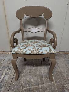 lot 10 image: Great Captains Chair