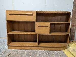 lot 16 image: 70s Sheik Storage Unit - Curved with Drawers and Doors