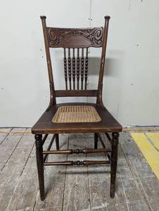 lot 36 image: Ornate Weaved Dinning Chair