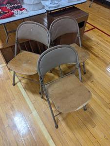 lot 54 image: Set of 3 - VintageSturdy Metal & Wood Folding Chairs