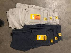 Lot of Assorted Mens Work Shorts Various Models and Conditions  Customer Returns See Pictures