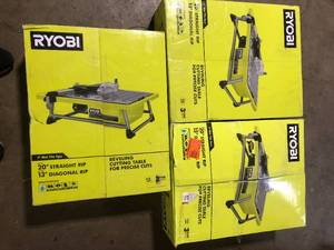 Lot of RYOBI 4.8 -Amps 7 in. Blade Corded Tabletop Wet Tile Saw Customer Returns See Pictures