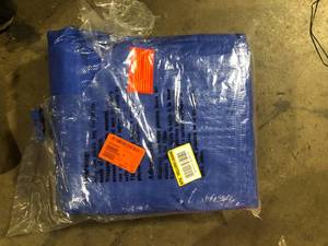 Everbilt 20 ft. W x 30 ft. L Blue Medium Duty Tarp    Customer Returns See Pictures