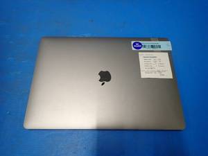 Apple&nbspMacBook Pro 14,3 A1707 Laptop &nbspINTEL CORE I7-7920HQ 3 Ghz  16GB LPDDR3 SDRAM  500GB HD  15.4 screen with 2880 x 1800 HD Resolution  No Charger  Includes IOS  Minor keymarks on screen