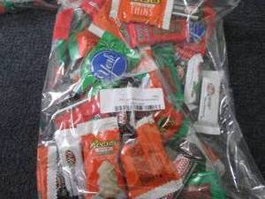 2 lb Christmas Chocolate Mix...