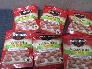 6- 3.25 oz Jack Links Jalapeno Chic...