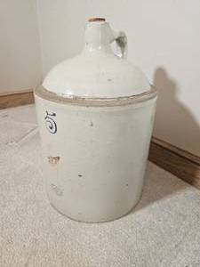 lot 27 image: Antique Red Wing Pottery 5 Galllon Stoneware Jug
