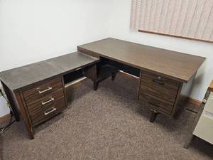lot 271 image: Rugged Corner Office Desk