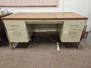 lot 277 image: Steelcase Metal Office Desk
