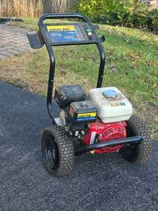 lot 433 image: Honda Pressure Washer  2800 PSI