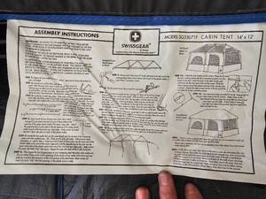 lot 442 image: Swissgear Cabin Tent 14 x 12