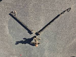 lot 444 image: Trailer Hitch Ball Mount with Side Bars