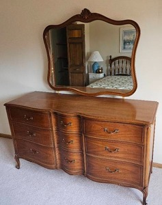 lot 12 image: Vintage Mahogany French Provencial 9 Drawer Dresser and Mirror