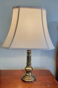 lot 170 image: Brass Traditional Table Lamp