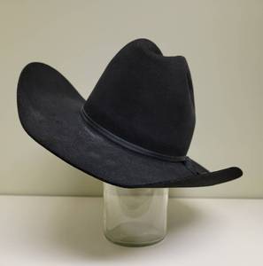 lot 325 image: Black Stetson Cowboy Hat  Size 7.5  4X Beaver
