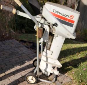 lot 260 image: Vintage Johnson 15hp Outboard Motor