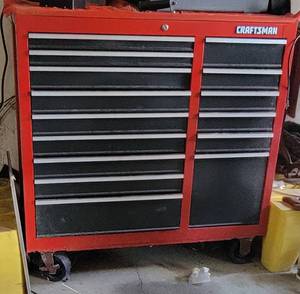 lot 225 image: Craftsman 15 Drawer Rolling Tool Chest with Contents