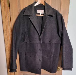 lot 302 image: Mens Filson Charcoal 100% Wool Field Jacket  Size 50
