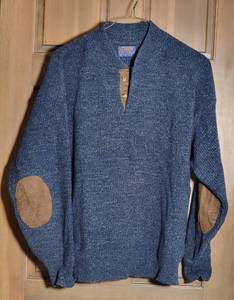 lot 312 image: Pendleton 100% Wool Mens Collection  Plaid Shirts  Sweater  Size XL