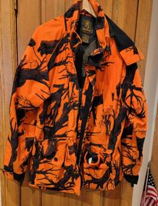 lot 248 image: Browning Blaze Orange Hooded Jacket, B  2XL