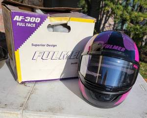 lot 257 image: Fulmer AF-300 Full Face Snowmobile Helmet, Pink  Size XL
