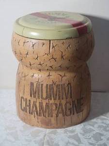 lot 183 image: Vintage G.H. Mumm & Co. Promotional Champagne Cork Lidded Vessel