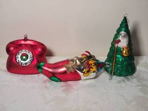 lot 133 image: Department 56 Handblown Glass Ornament Collection - Red Phone  Stocking  Christmas Tree