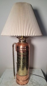lot 69 image: Vintage W.D. Allen Fire Extinguisher Accent Lamp