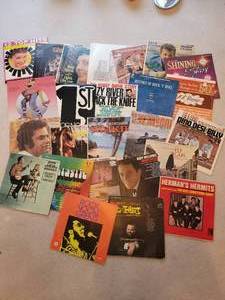 lot 127F image: Classic Vinyl Record Collection - F - Early Rock Standars - (25)
