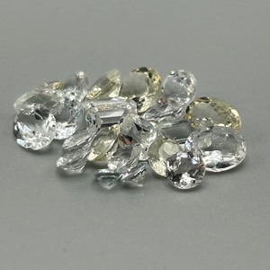 19.27 Carat Quartz Round & Oval Faceted Cut - Various Size, Color & Shape Assorted Lot of Loose Stones