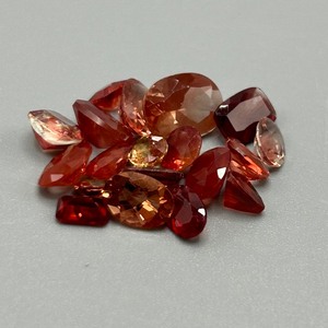 10.77 Carat Red Labradorite & Sunstone Various Size, Color & Shape Assorted Lot of Loose Stones