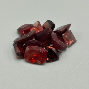 12.70 Carat Red Labradorite Various Size, Color & Shape Assorted Lot of Loose Stones
