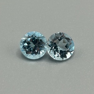 4.57 Carat Blue Topaz Round Faceted Cut - Set of 2 Loose Stones