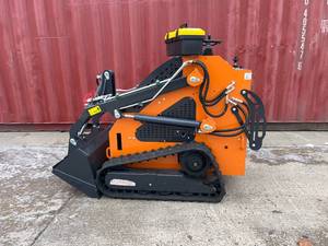 lot 253 image: 2024 LandHero Mini Skid Steer Loader