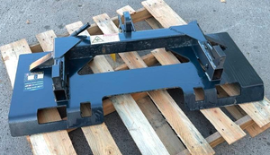 lot 332 image: 2024 Wolverine 3 Point Hitch Adapter