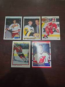 lot 74 image: 90s Hockey Super Star Rookie Lot of 5 Big Name Players