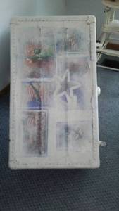 lot 730 image: Vintage Decorative Storage Trunk with Americana Designs