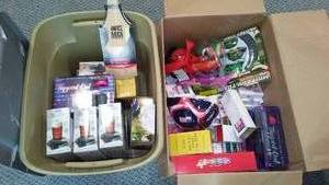 lot 655 image: Mixed Lot of Toys, Games, Bracelets, Dolls and More