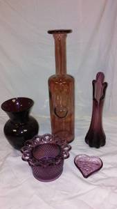 lot 349 image: Collection of 5 Purple Glass Decor Items Including Vases and Dish