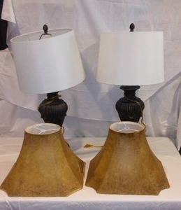 lot 444 image: Metal Dcor Lamps (2).