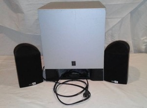 lot 446 image: Yamaha Subwoofer and ORUM ROHN Speakers.