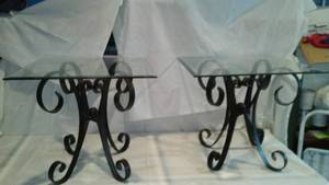 lot 491 image: Metal and Glass End Tables.