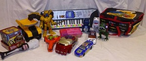 lot 455 image: Tote Full of Toys.