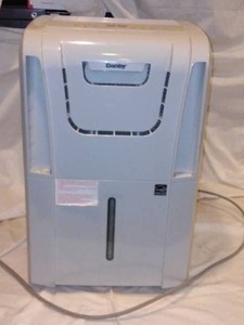 lot 370 image: Danby Dehumidifier.