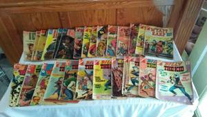 lot 825 image: Vintage Comic Circa 60s (25) Idaho Kid, Wyatt Earp, Billy the Kid