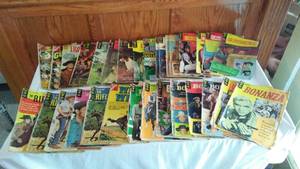 lot 827 image: Vintage Comic Circa 60s (25) Gunsmoke, the Rifleman. Bonanza and More.