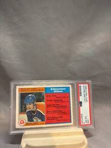 1982 O-Pee-Chee #99 Wayne Gretzky PSA Graded EX-MT 6 #89887490