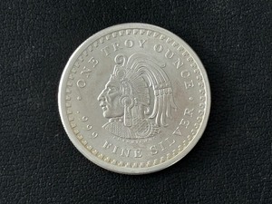 1 Ounce .999 Fine Silver Round Aztec